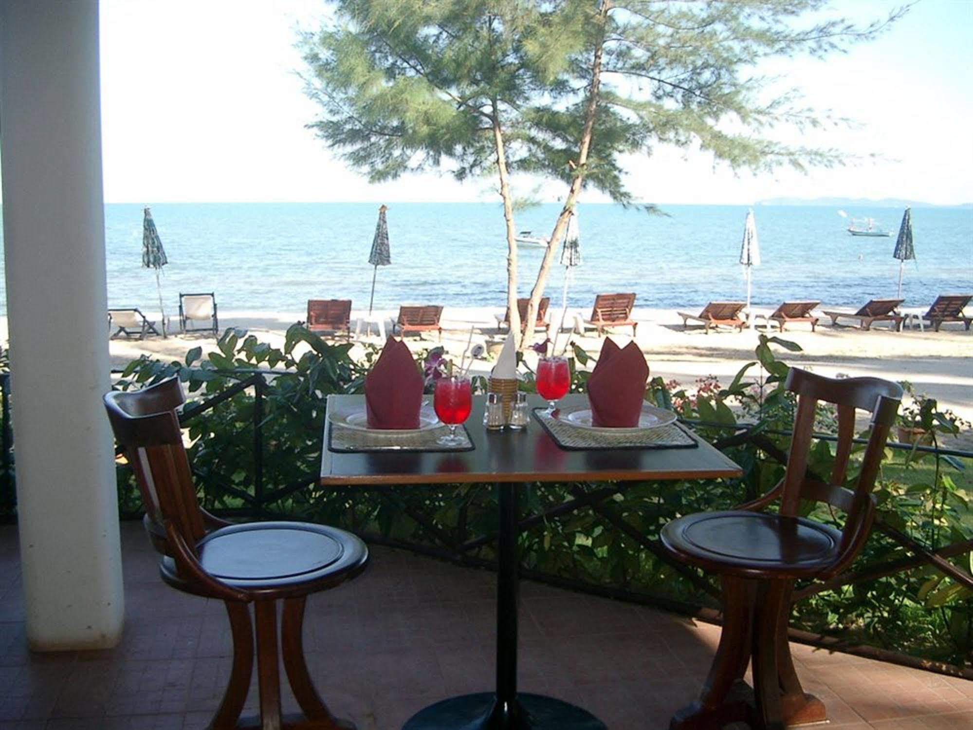 Coral Hotel Bangsaphan Bang Saphan Exterior foto